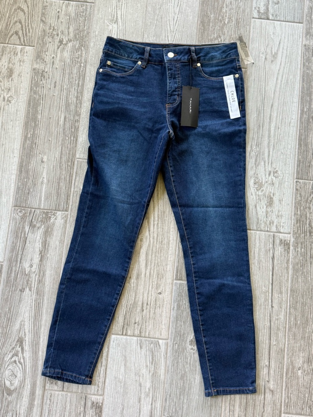 Tahari Chloe Women Dark Blue Jeans slimming fit solution skinny size 6 inseam 28